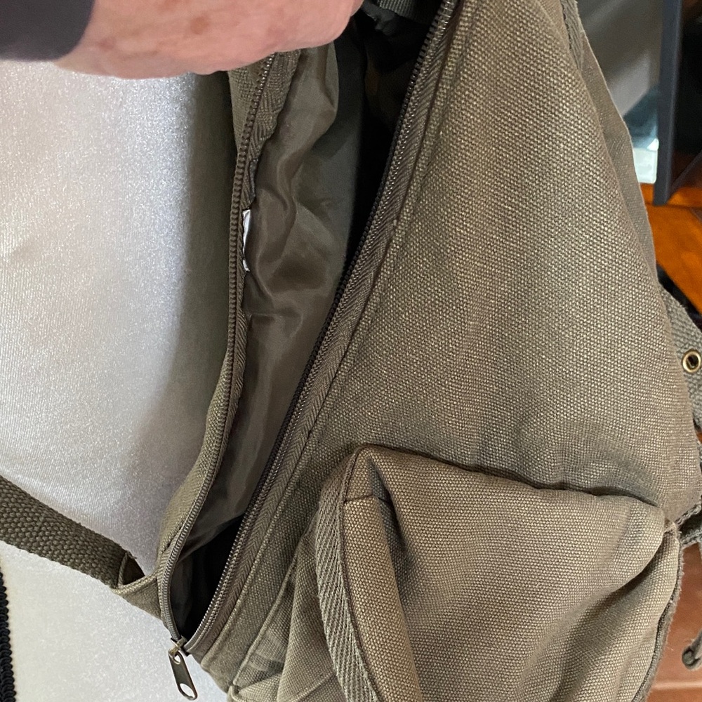 Versatile Olive Backpack - image 2